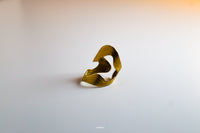 golden currents ring