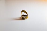 golden currents ring