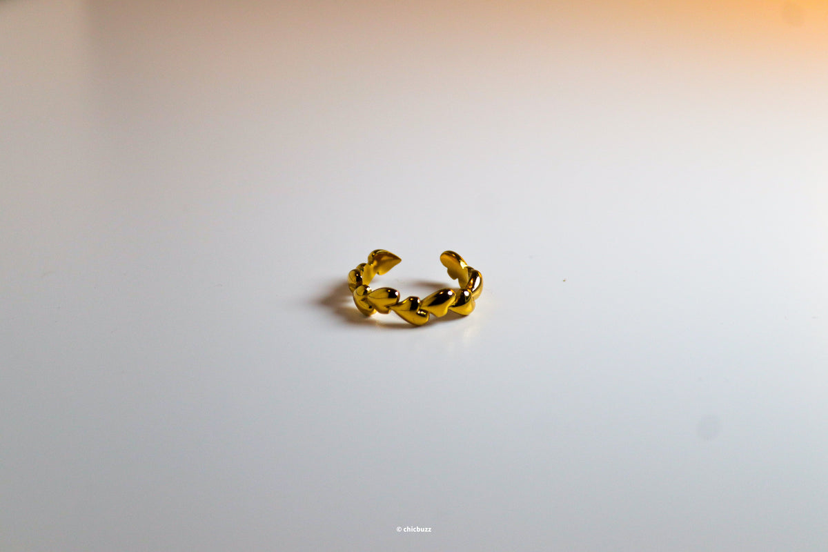 linked hearts ring