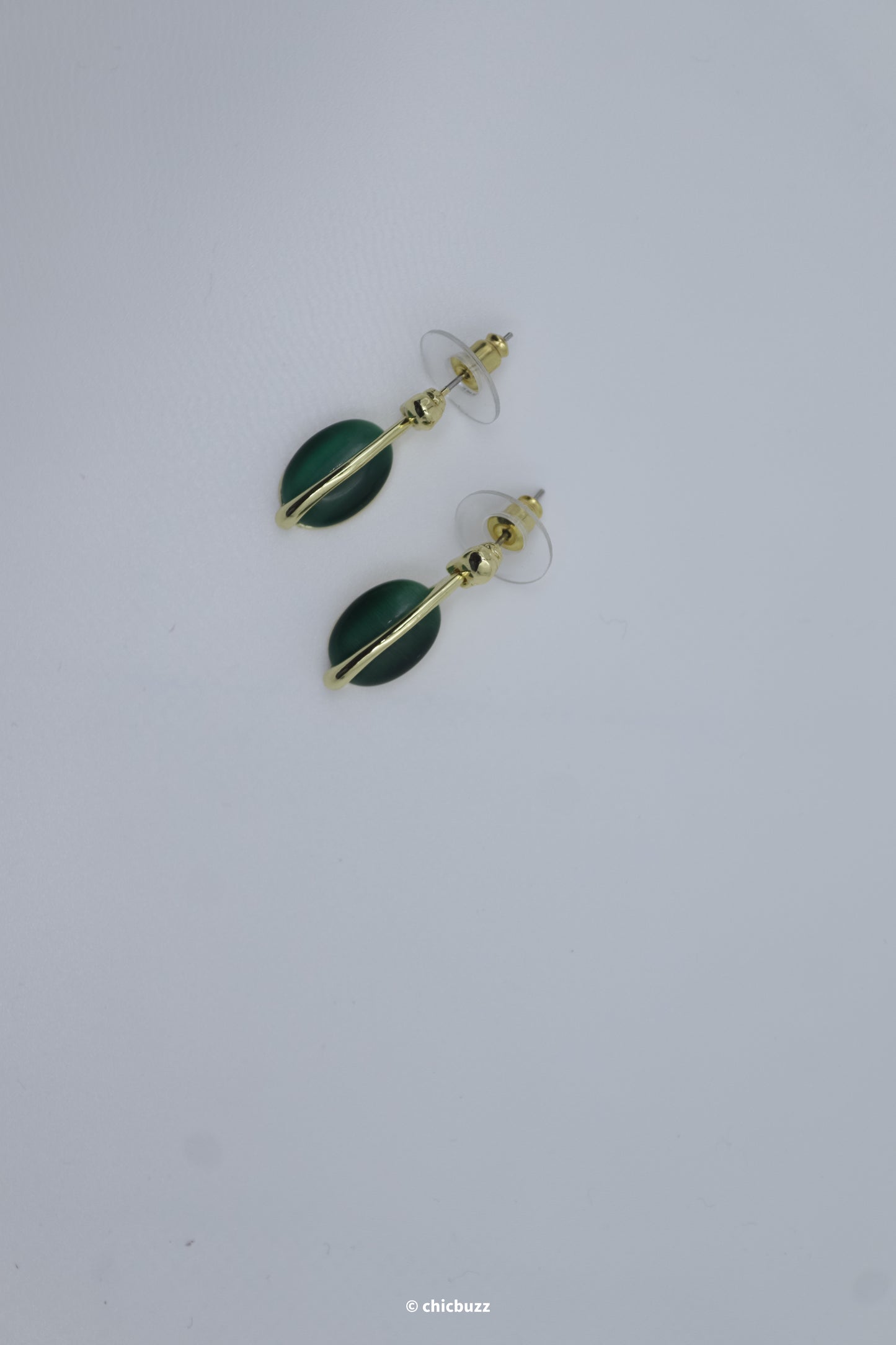 Green Stone Pendant Necklace and Earrings Set