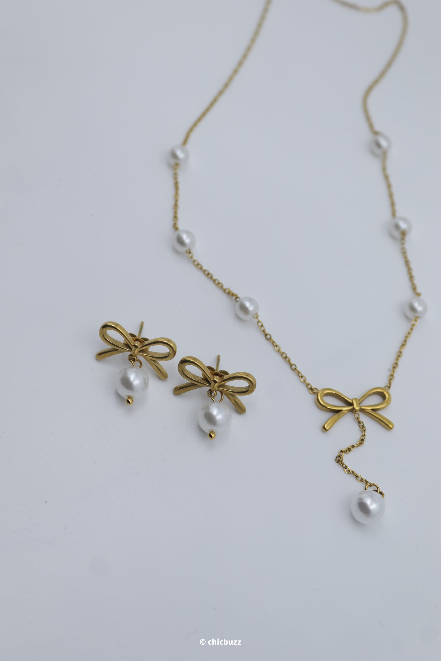 Pearl & Bow Necklace and Earrings Set