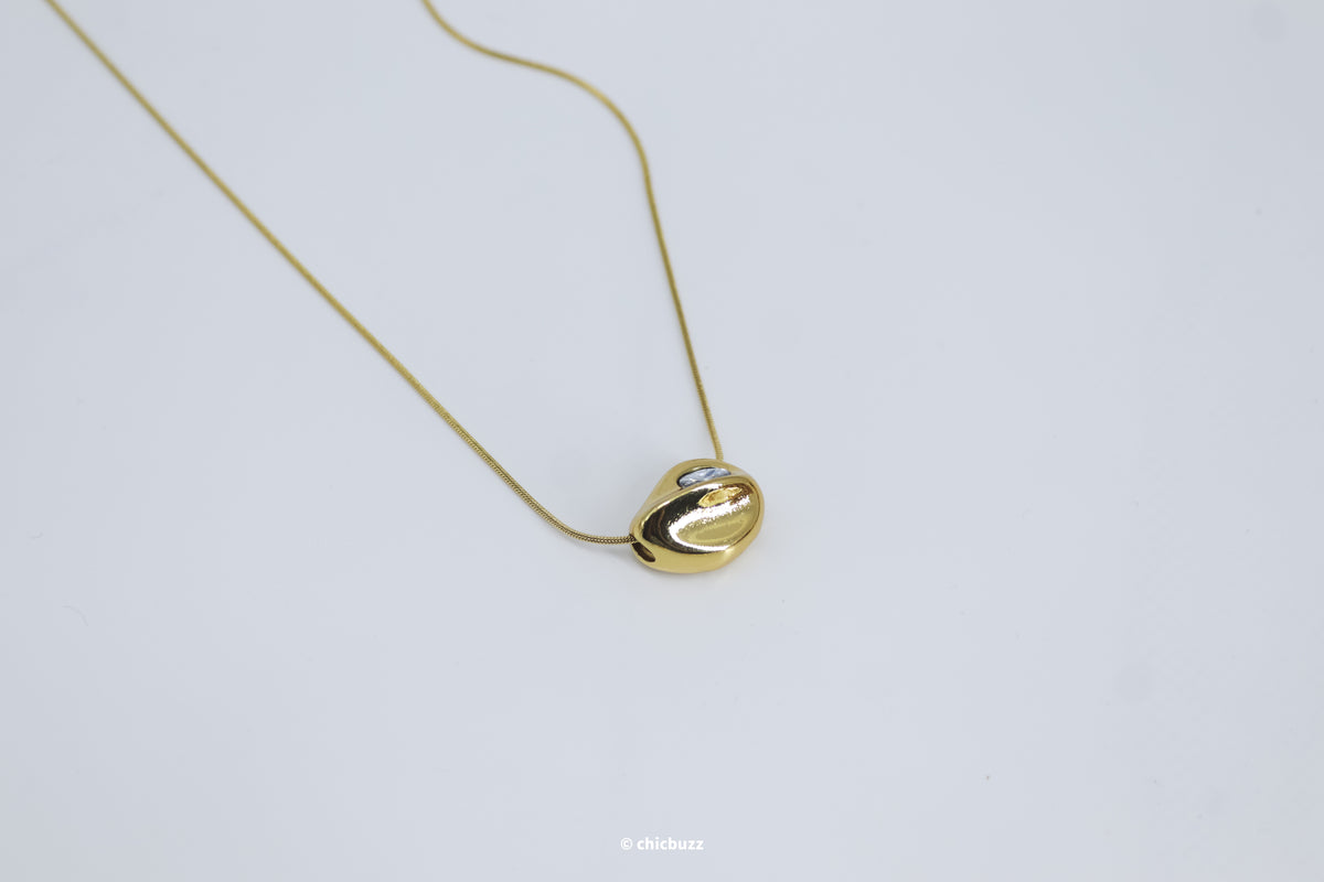 Teardrop Pendant Necklace